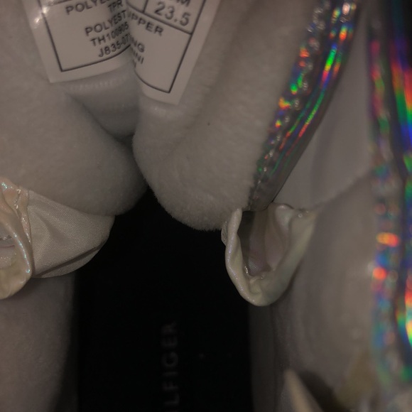 COPY - Tommy Hilfiger Danni Duck Boots - Picture 16 of 16